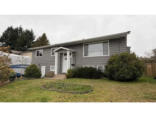 Main House 11647 81A AVENUE, Delta, British Columbia V4C2A8