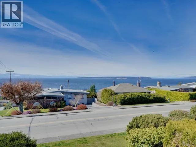 8-3818 JOYCE AVE, Powell River, British Columbia V8A2Z1