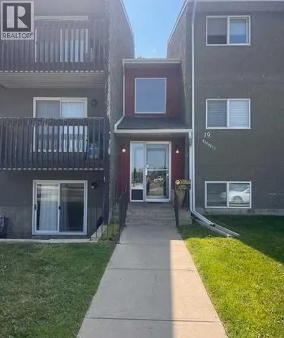 104, 49 Bennett Street, Red Deer, Alberta T4R1V4