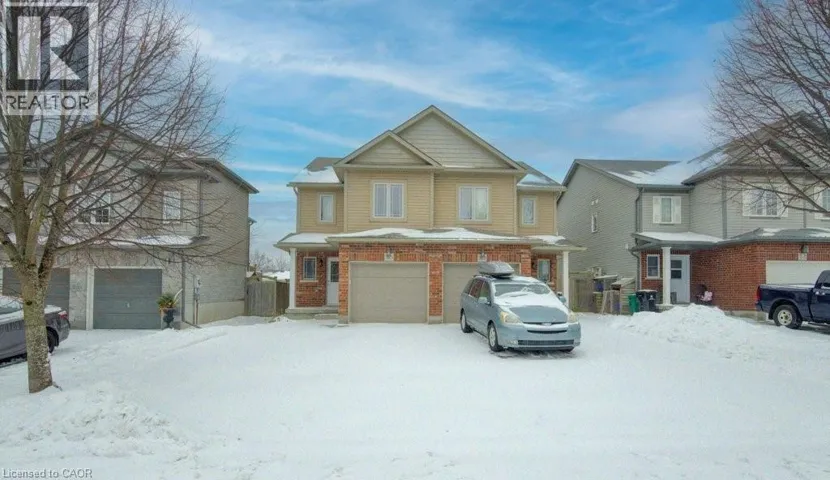 315 TAGGE Crescent, Kitchener, Ontario N2K3R7