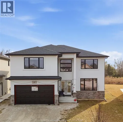 37 KINGSBRIDGE DRIVE, Amherstburg, Ontario N9V4A5