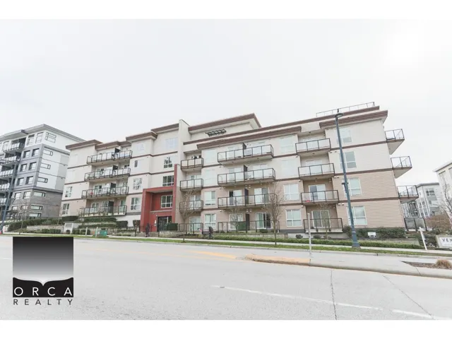511 13768 108 AVENUE, Surrey, British Columbia V3T0L9