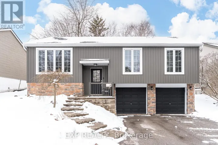 20 PLANK ROAD, East Gwillimbury (Holland Landing), Ontario L9N1B4