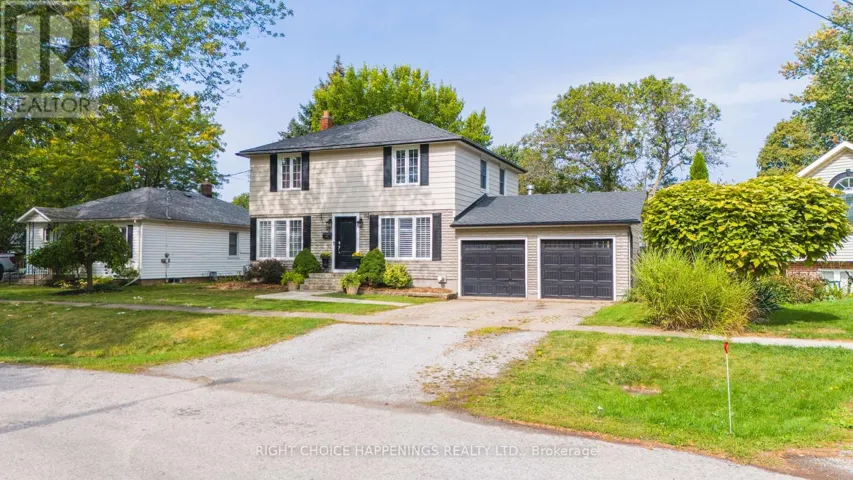 23 HEYWOOD AVENUE, St. Catharines (Bunting/Linwell), Ontario L2M2M7