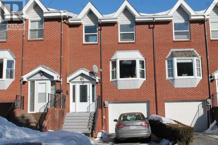 87 Lincoln Cross, Halifax, Nova Scotia B3M3S6