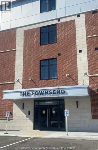 11941 TECUMSEH ROAD East Unit# 402, Tecumseh, Ontario N8N1L8