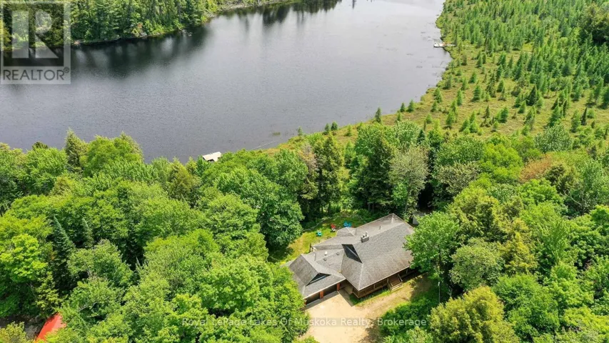 1420 LIMBERLOST ROAD, Lake of Bays (Sinclair), Ontario P1H2J6