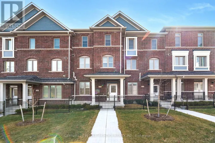 36 WATERSIDE WAY, Whitby (Port Whitby), Ontario L1N0N1