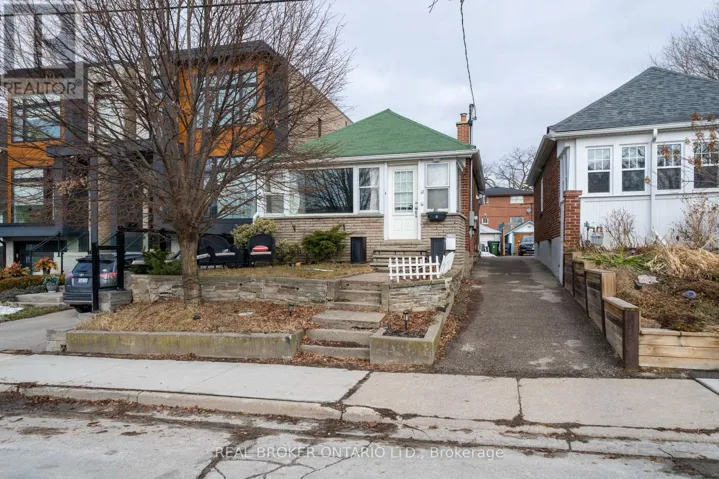 BSMT - 12 VILLA ROAD, Toronto (Long Branch), Ontario M8W1M5