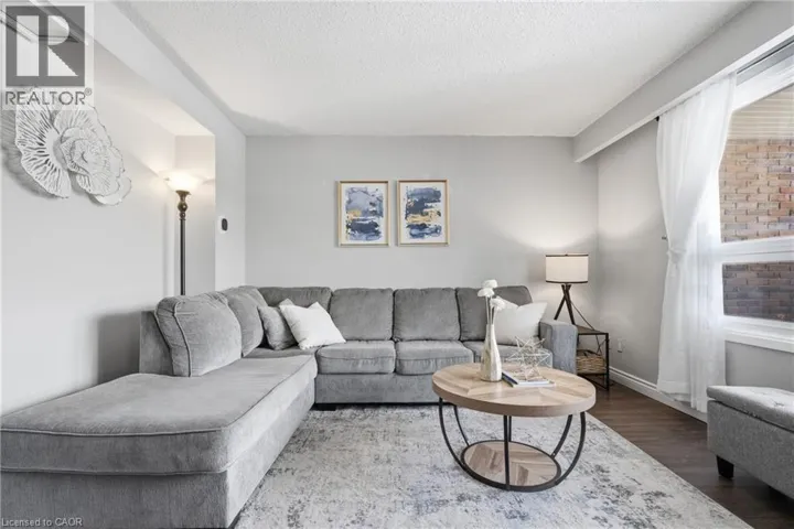 423 WESTWOOD Drive Unit# 44, Kitchener, Ontario N2M5B5