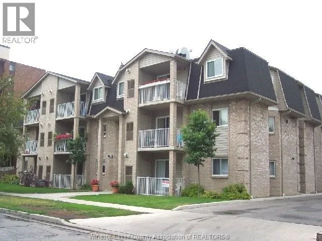 1323 LANGOIS Unit# 203, Windsor, Ontario N8X4L8