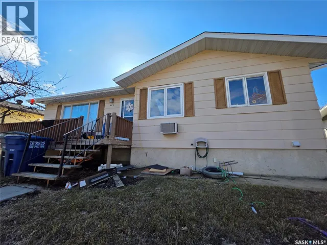 520 Dennis STREET, Herbert, Saskatchewan S0H2A0
