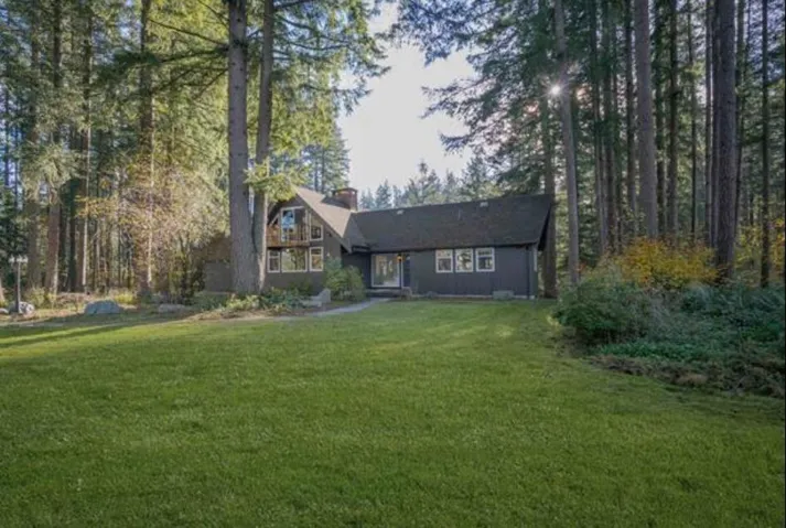20264 27 AVENUE, Langley, British Columbia V2Z1X3