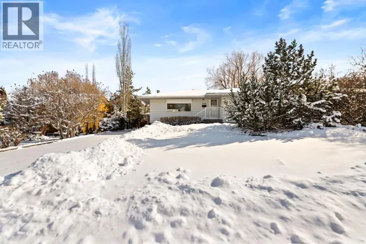 3414 31 Street SW, Calgary, Alberta T3C3K8