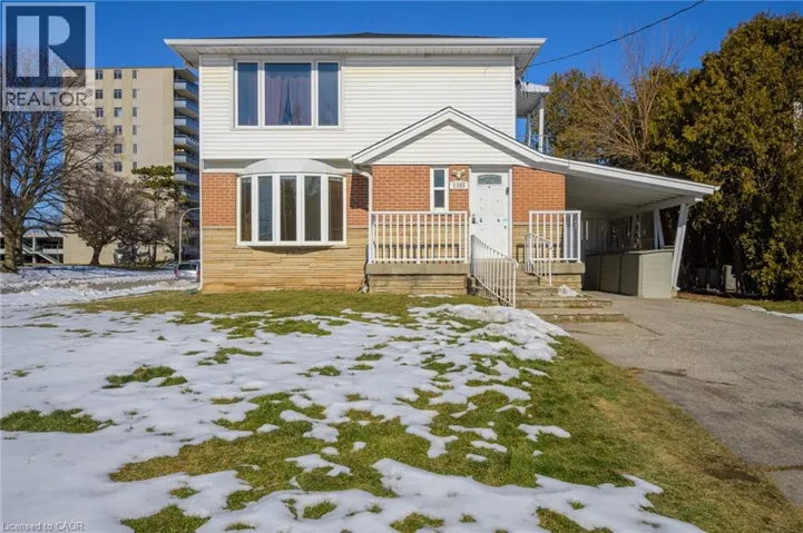 1385 OLGA Drive Unit# A, Burlington, Ontario L7S1L1