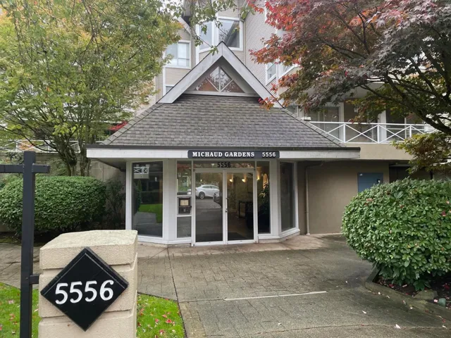 203 5556 201A STREET, Langley, British Columbia V3A8K5