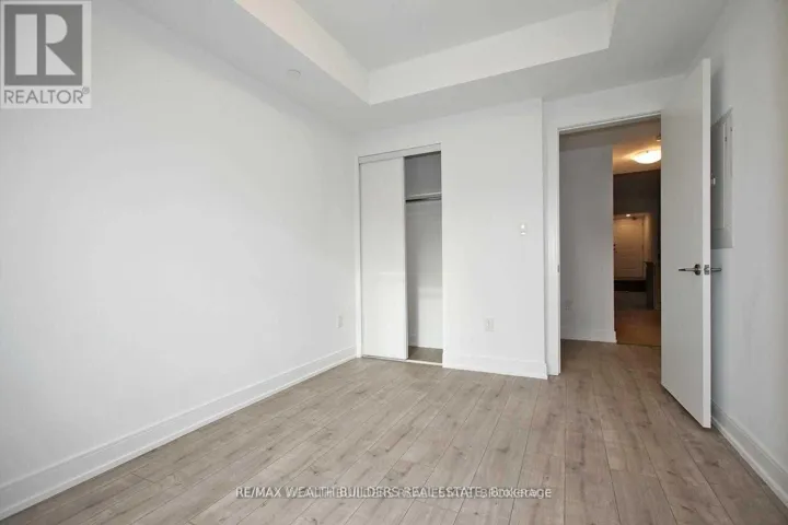 25 - 28 MARINA AVENUE, Toronto (Long Branch), Ontario M8W1K2
