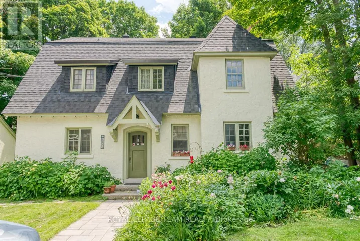 480 OAKHILL ROAD, Ottawa, Ontario K1M1J6