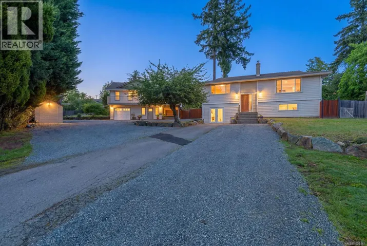 2106 Robbie Pl, Nanaimo, British Columbia V9S2V4