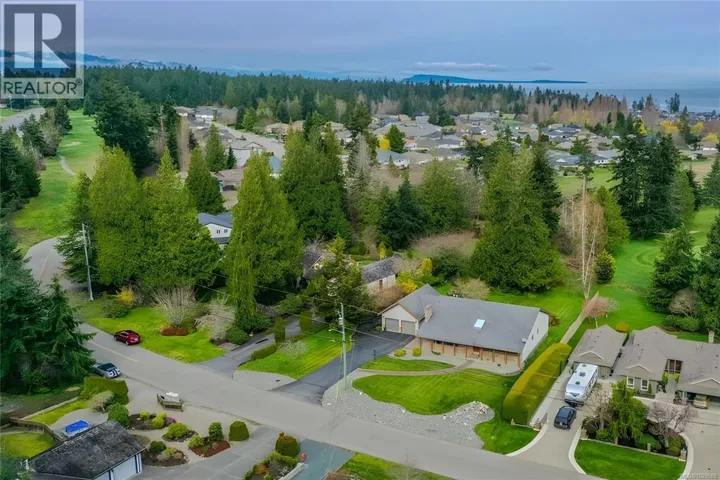 1023 Harlequin Rd, Qualicum Beach, British Columbia V9K1E2