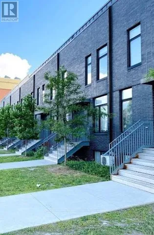 10-3 - 1720 SIMCOE STREET N, Oshawa (Samac), Ontario L1G4X9