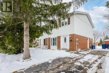 63 BURKWOOD CRESCENT, Toronto (Malvern), Ontario M1B1N9
