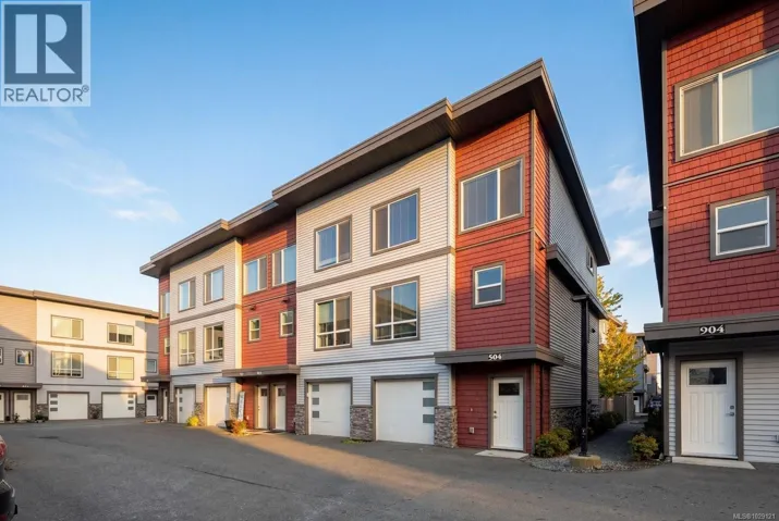 504 3351 Luxton Rd, Langford, British Columbia V9C0P2