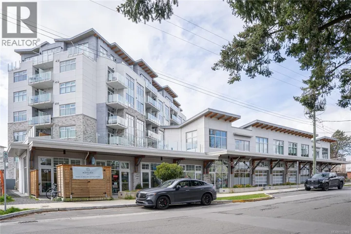 408 916 Lyall St, Esquimalt, British Columbia V9A5E6