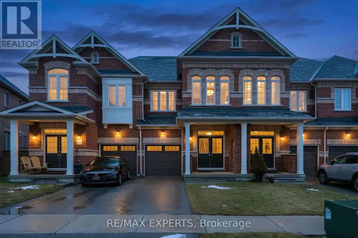 10 HOMER CRESCENT, Aurora, Ontario L4G1B7