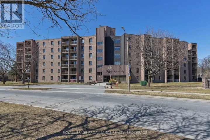 215 - 17 ELDON HALL PLACE, Kingston (Central City West), Ontario K7M7H5