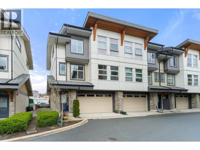 13 39548 LOGGERS LANE, Squamish, British Columbia V8B0V7