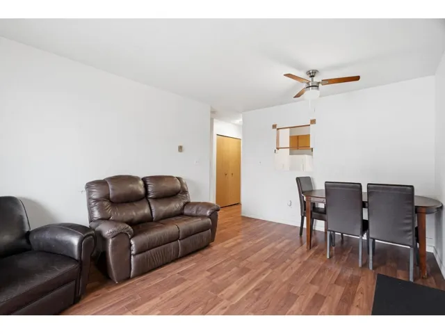 309 45744 SPADINA AVENUE, Chilliwack Downtown, Chilliwack, British Columbia V2P1T6