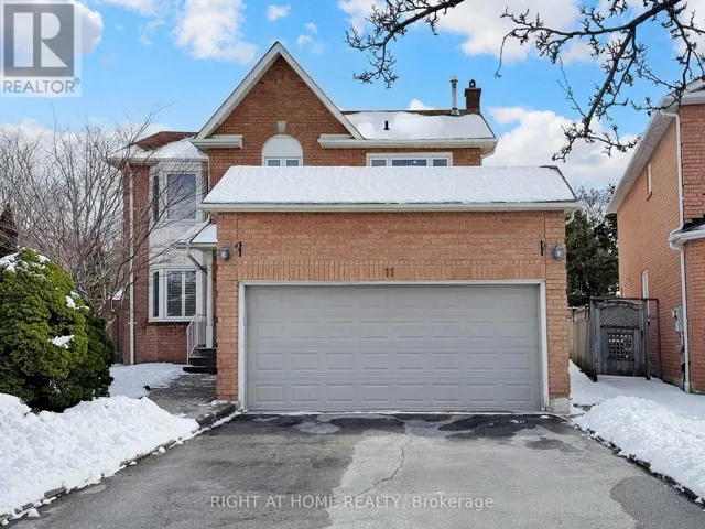 MAIN - 11 HAWKER COURT, Ajax (Central West), Ontario L1T3N1