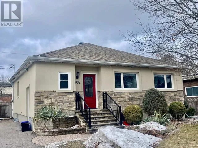 868 DUBERRY STREET, Ottawa, Ontario K2A3T3