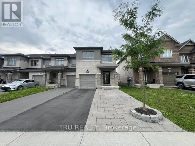614 PARADE DRIVE, Ottawa, Ontario K2S0Y7