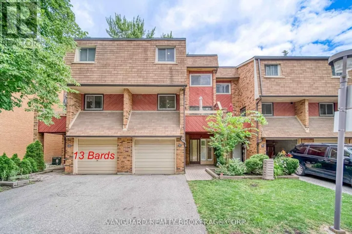 13 BARDS WALKWAY, Toronto (Pleasant View), Ontario M2J4T8