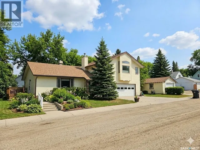 676 3rd AVENUE NE, Swift Current, Saskatchewan S9H2H5