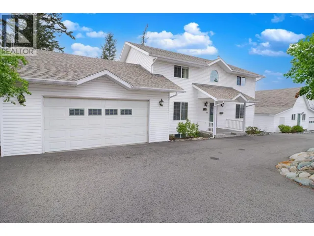 1715 15TH Avenue S, Cranbrook, British Columbia V1C4N5