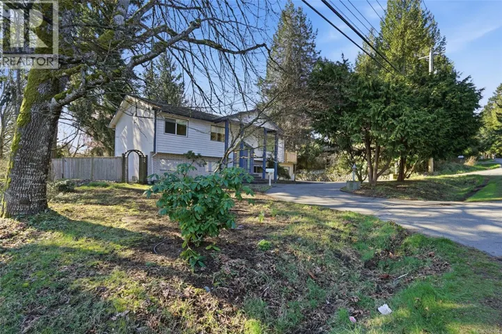 3528 Hammond Bay Rd, Nanaimo, British Columbia V9T3E5