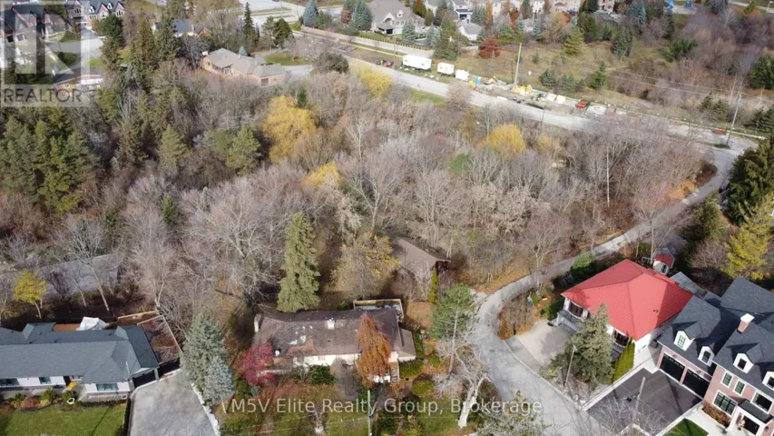 8 MAIN STREET, Vaughan (Kleinburg), Ontario L0J1C0