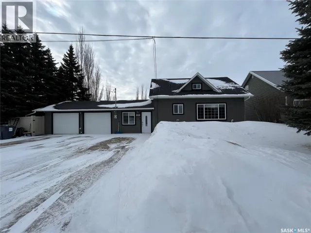 619 Smith Dorrien AVENUE, Esterhazy, Saskatchewan S0A0X0
