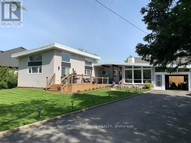 746 QUAKER ROAD, Pelham (Fonthill), Ontario L3C3H4