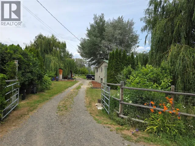 311 Coulthard Road, Cawston, British Columbia V0X1C1