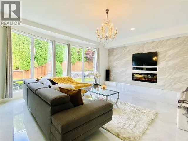 24 BALSAM PLACE, Port Moody, British Columbia V3H5A6