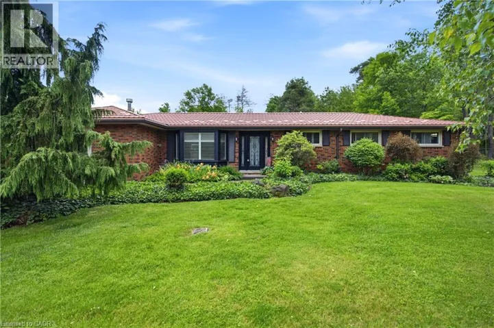 484 CONCESSION 11 Road E, Flamborough, Ontario L8B1J1