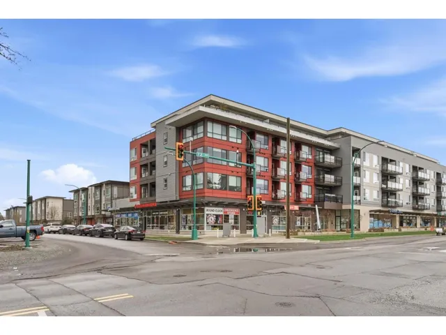 305 18811 72 AVENUE, Surrey, British Columbia V4N1M9