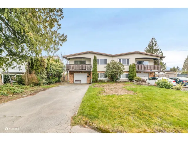 11876 92A AVENUE, Delta, British Columbia V4C3N2
