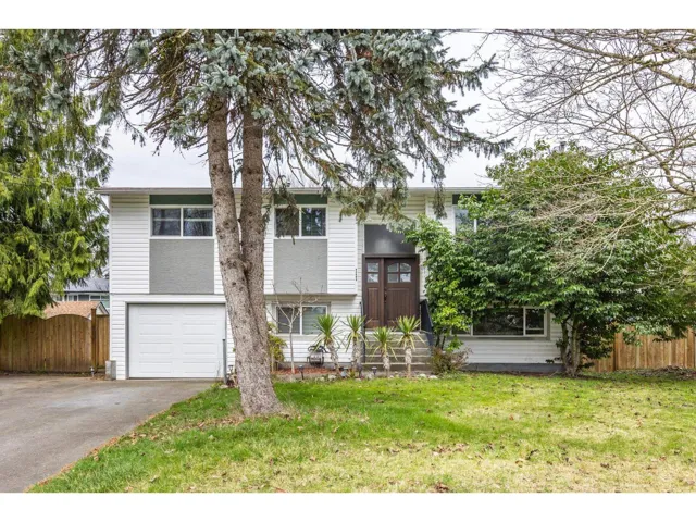 27283 29 AVENUE, Langley, British Columbia V4W3J8