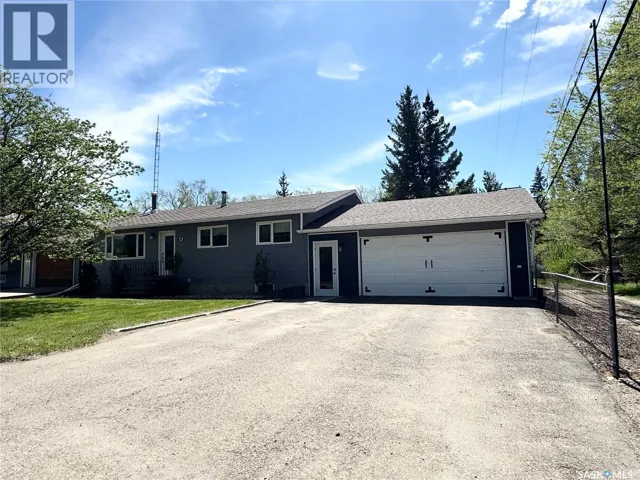 17 4th AVENUE E, Neilburg, Saskatchewan S0M2C0