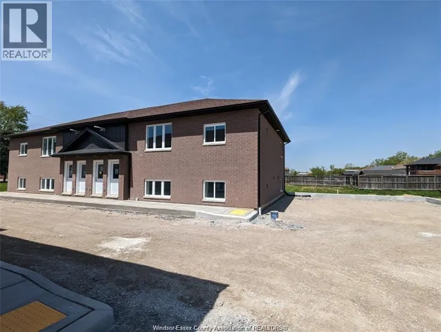 2280 DAYTONA Unit# D, Windsor, Ontario N9B3Y2